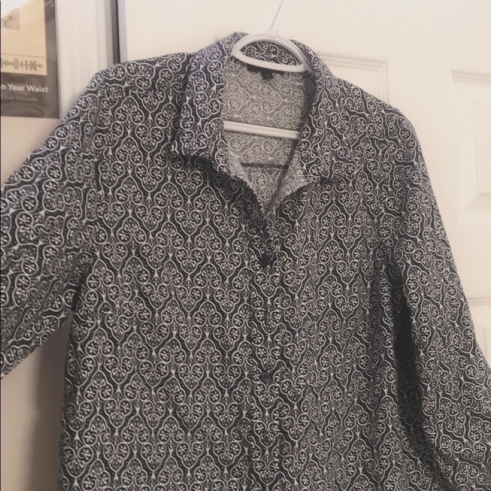 Women’s button down shirt size L